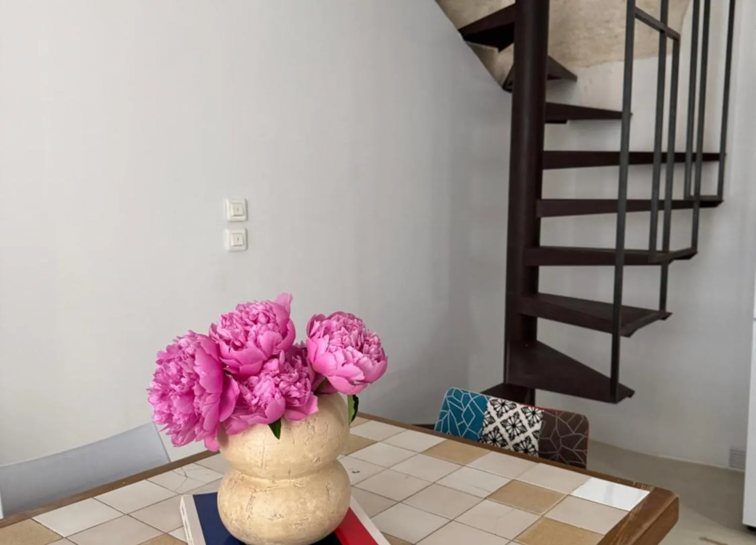 Maison Cosy Avec Rooftop Et Bbq - Roquette Arles France